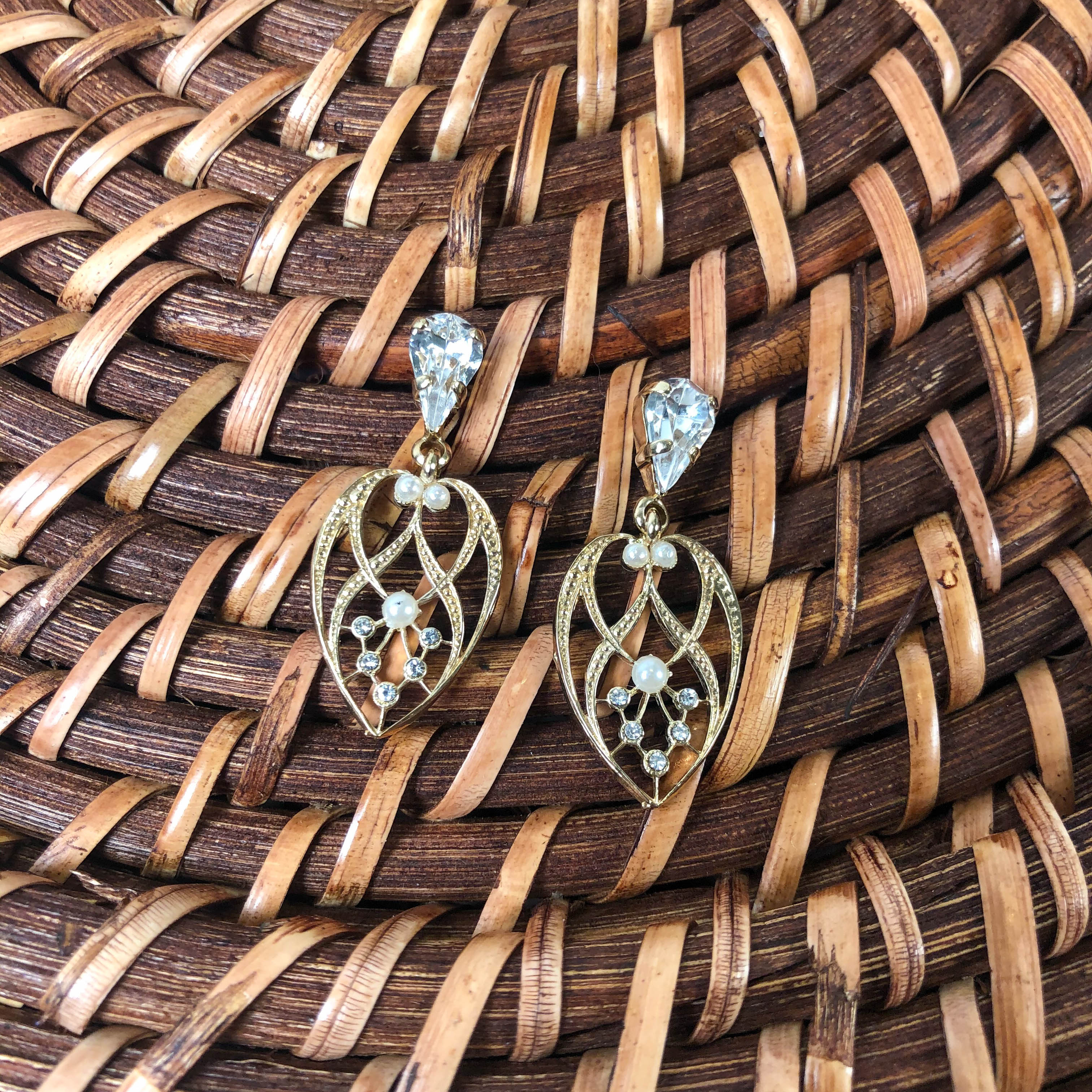 Laced Leaf Crystal Earrings