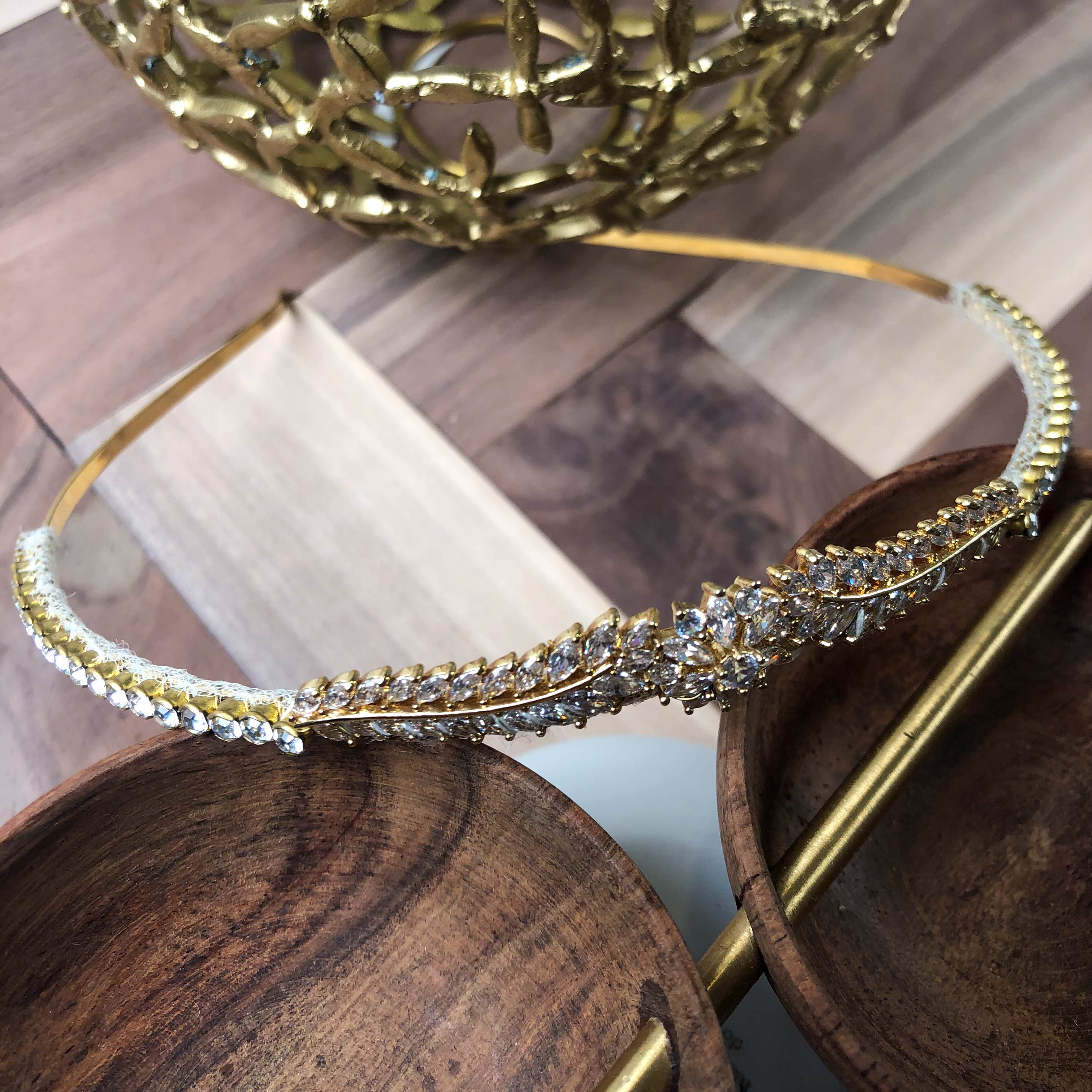 Keren Wolf Marian Headband